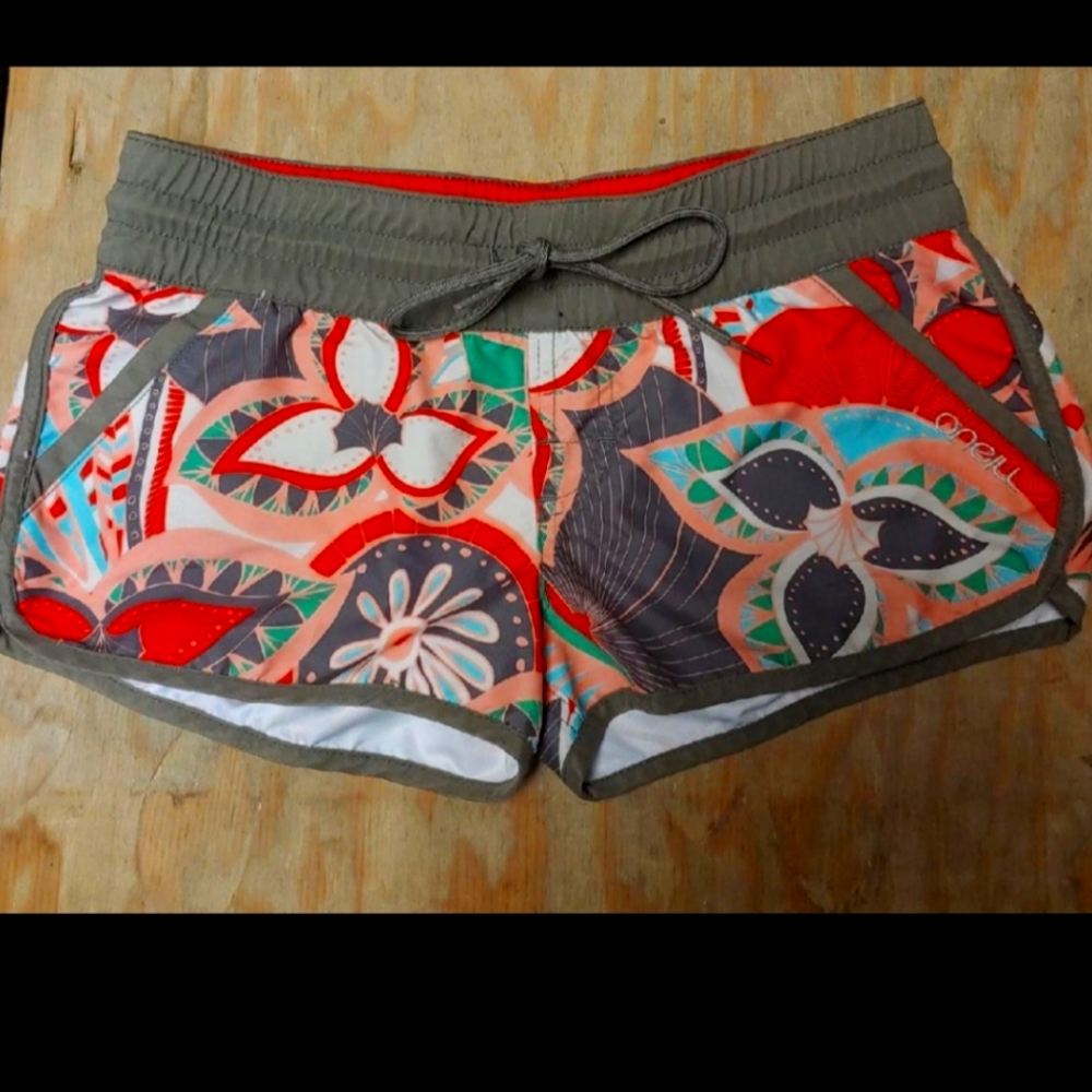 O'NEILL board shorts M